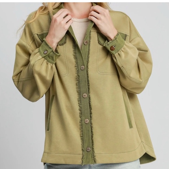 Umgee Jackets & Blazers - Umgee NWT Luxeknit Jacket in Green Size Medium